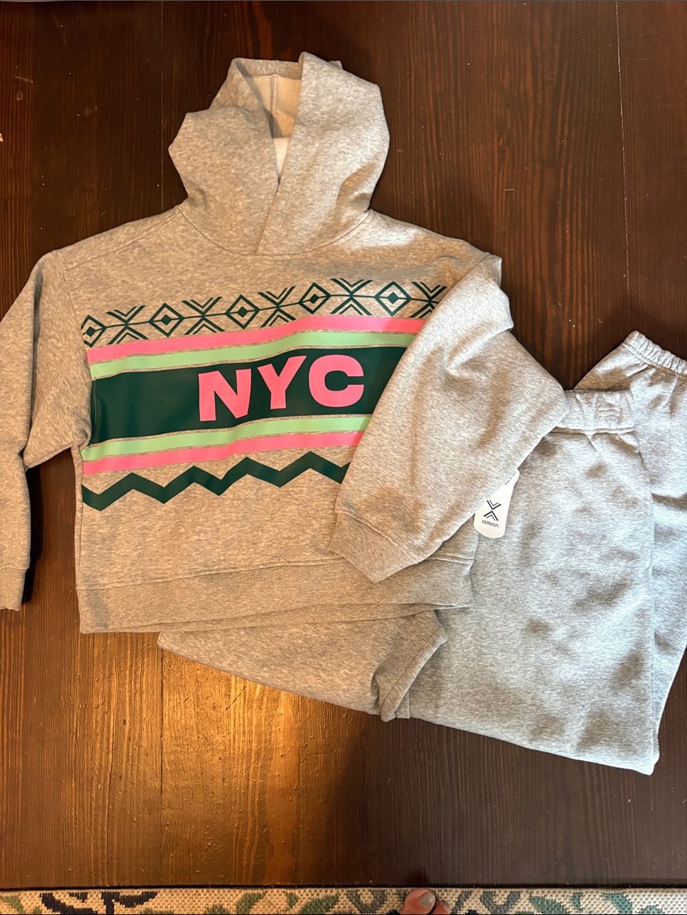 NWT Jr. Xersion Grey/Pink/Green Fair Isle “NYC” Hoodie & Sweats Set - 14-16 P
